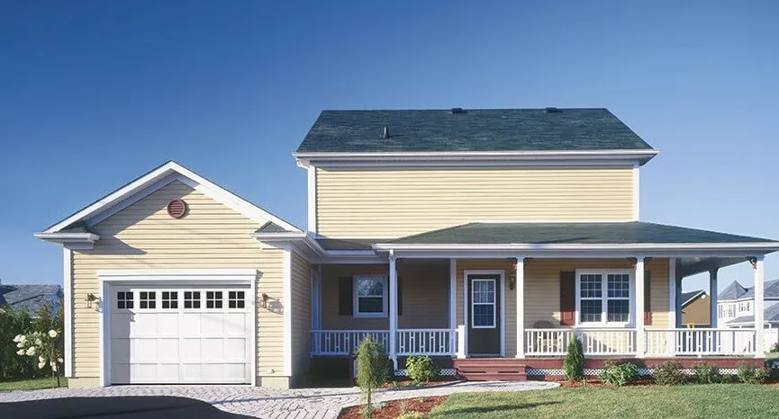 Cambridge CS, 9' x 7', Ice White door and overlays, 4 lite Panoramic windows