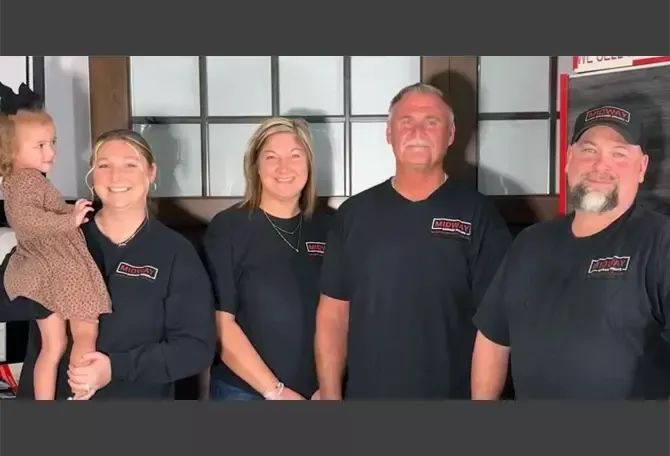 All team members from Midway Garage Doors